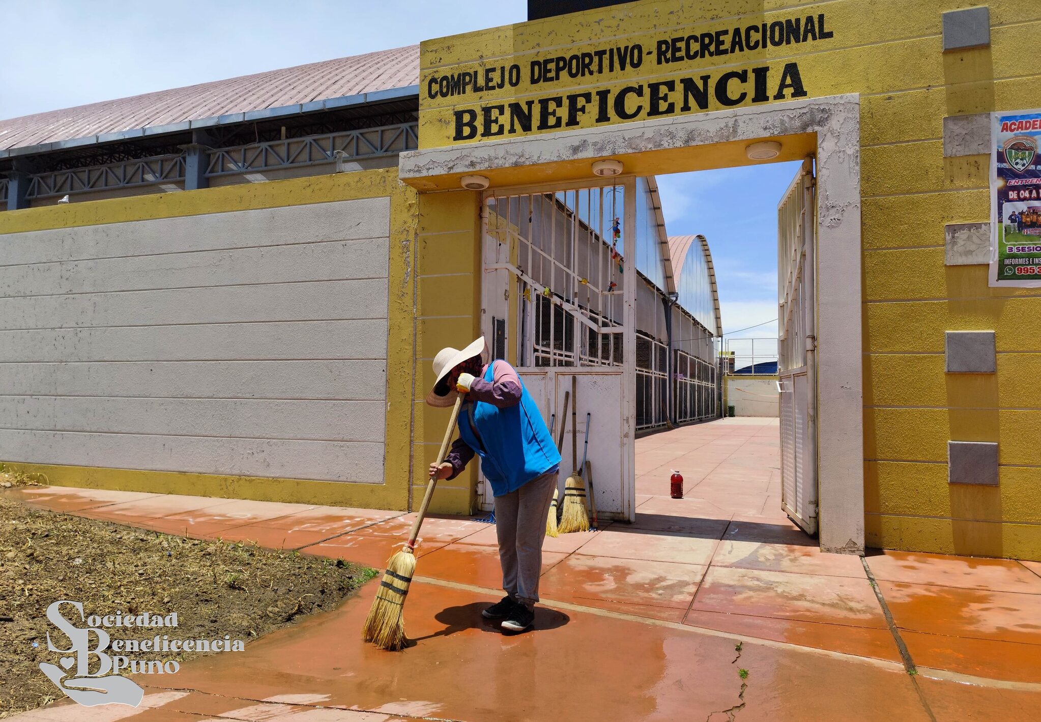 Limpieza Complejo Deportivo