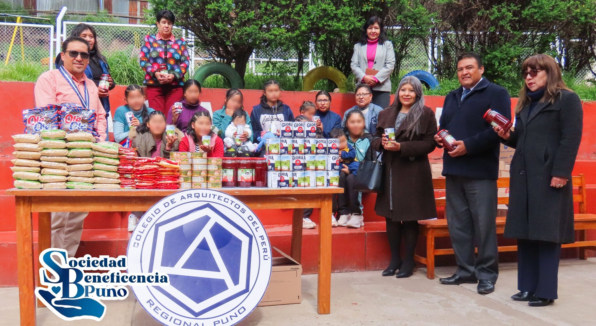 GENEROSO DONATIVO AL CARE POR PARTE DEL CAP PUNO